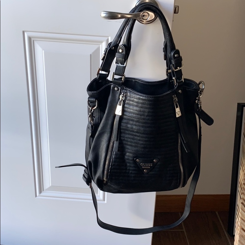 Guess Purse / Handbag